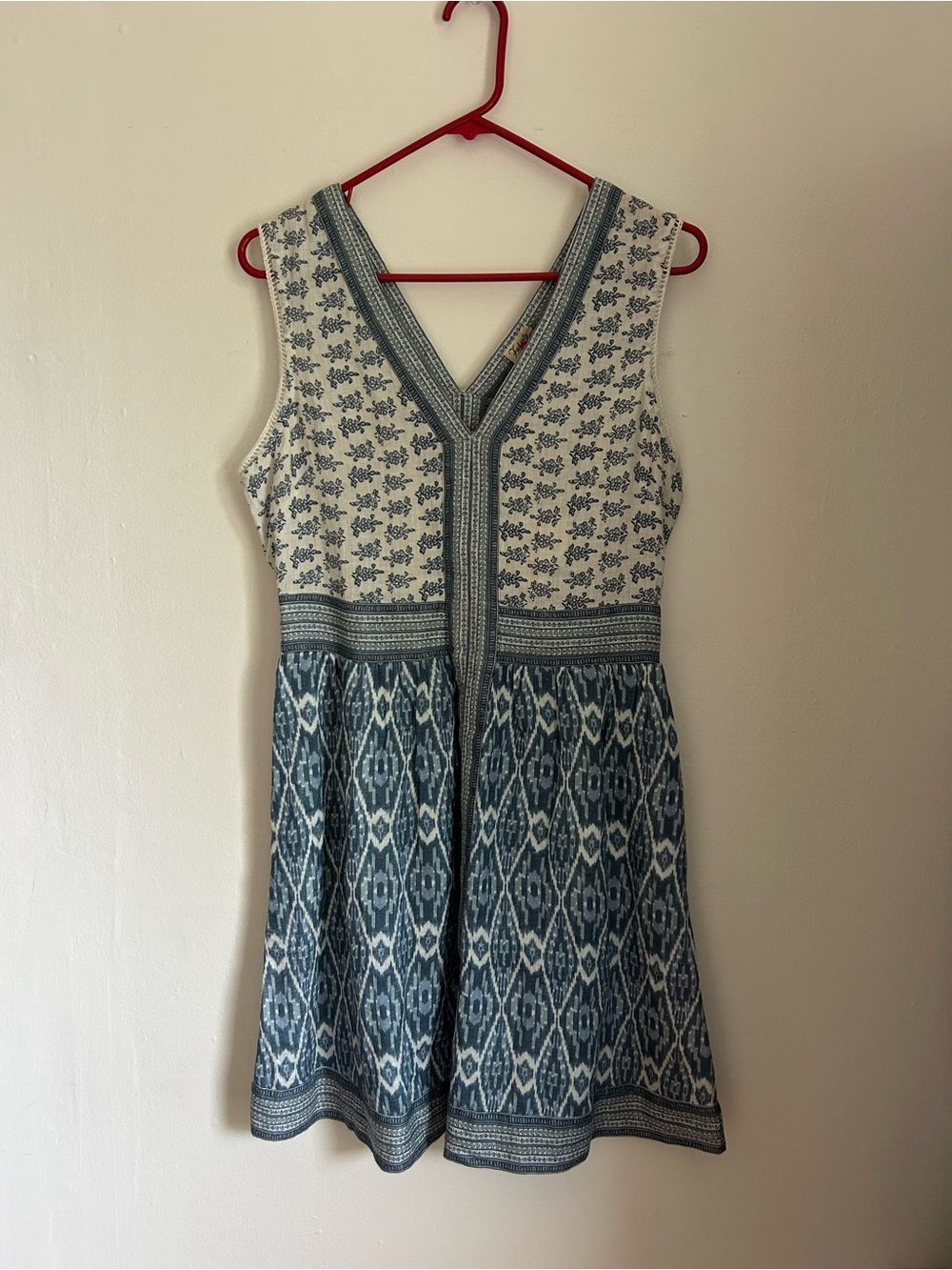 Faherty - Small - Linen - NWT - Sleeveless V-Neck Blue & White Summer Dress